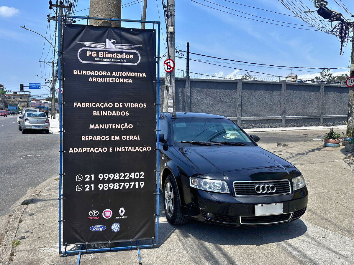 Estrutura interna moderna da loja PG Blindados no Rio de Janeiro